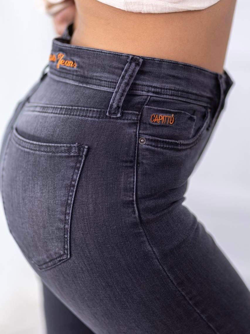 Sive slim fit farmerke - C641