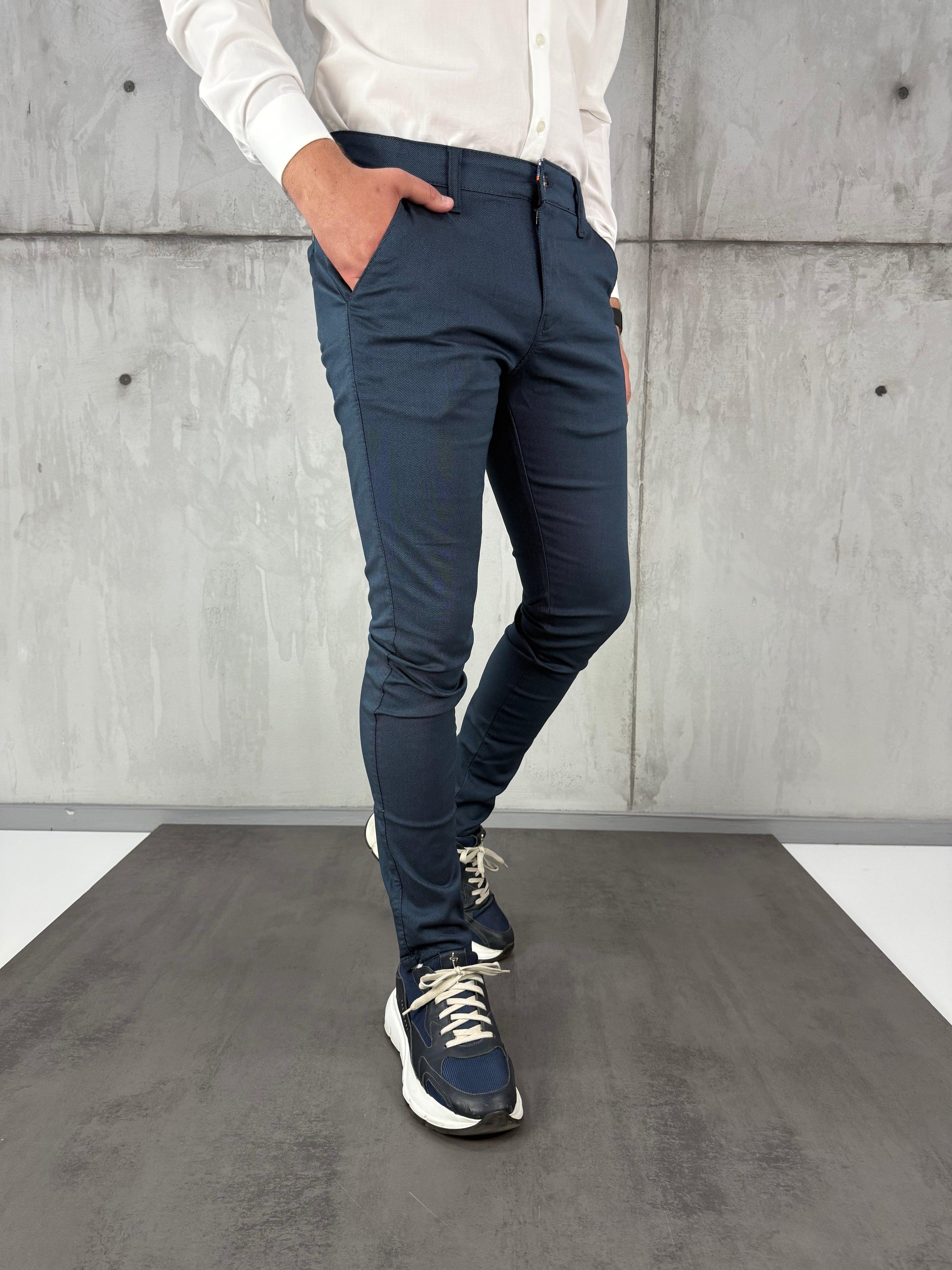 Lapis slim-fit elegantne - BB183/1