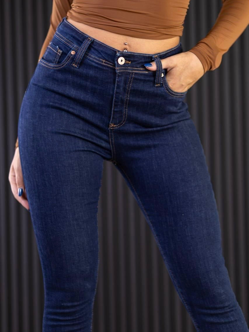 Teget slim fit details - C644